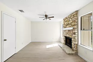 13903 Lothian Dr, Pflugerville, TX 78660 - Photo 14