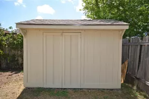 13903 Lothian Dr, Pflugerville, TX 78660 - Photo 36