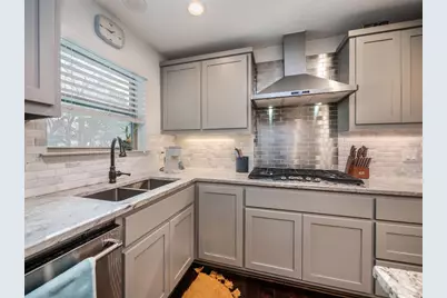 5701 Avenue G, Austin, TX 78752 - Photo 10