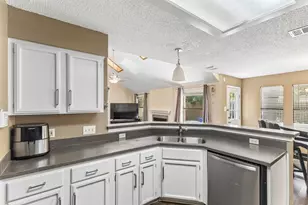 12812 Steeple-Chase Dr, Austin, TX 78729 - Photo 16