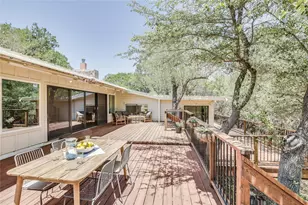 6201 Valleyview St, Lago Vista, TX 78645 - Photo 1