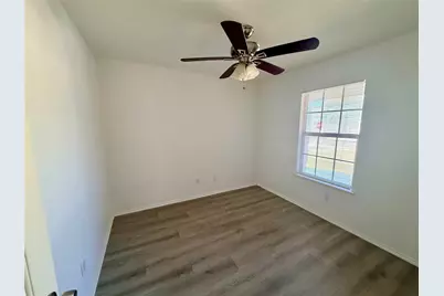 1148 Shadow Creek Boulevard, Buda, TX 78610 - Photo 14