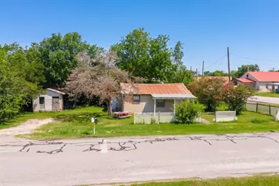 310 E Parsons Street, Manor, TX 78653 - Photo 4