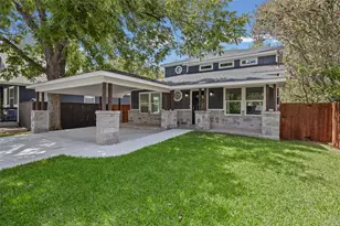 731 Neches St, Lockhart, TX 78644 - Photo 2