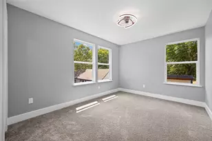 731 Neches St, Lockhart, TX 78644 - Photo 20