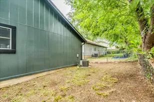 12309 Patron Dr, Austin, TX 78758 - Photo 36