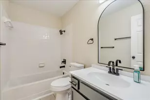 12309 Patron Dr, Austin, TX 78758 - Photo 16
