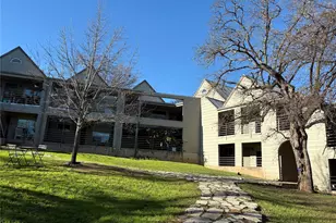 1514 Parker Ln, Austin, TX 78741 - Photo 2