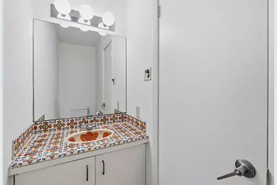 1106 W 6th Street #206, Austin, TX 78703 - Photo 28