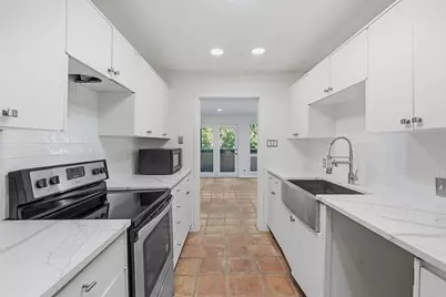 1106 W 6th Street #206, Austin, TX 78703 - Photo 10