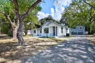 717 S Laurel Ave, Luling, TX 78648 - Photo 2