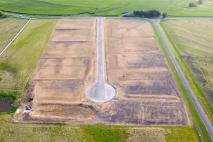 209 Tigerlily Wy, Thrall, TX 76578 - Photo 1