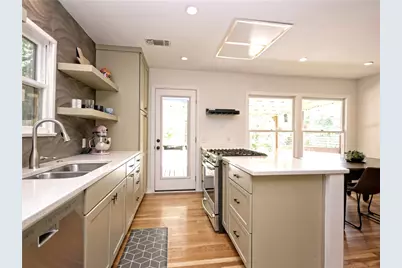 5707 Avenue F, Austin, TX 78752 - Photo 6