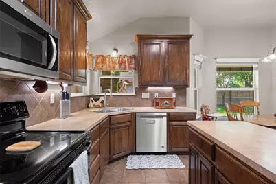 810 Heather Marie Court, Temple, TX 76502 - Photo 12
