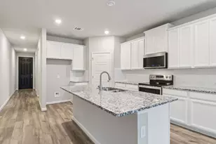 759 Sue Peaks Loop, Dripping Springs, TX 78620 - Photo 4