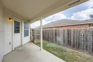 302 Floating Leaf Dr, Hutto, TX 78634 - Photo 26