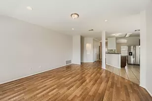 302 Floating Leaf Dr, Hutto, TX 78634 - Photo 6