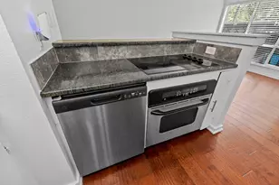1405 Hartford Rd, Austin, TX 78703 - Photo 14