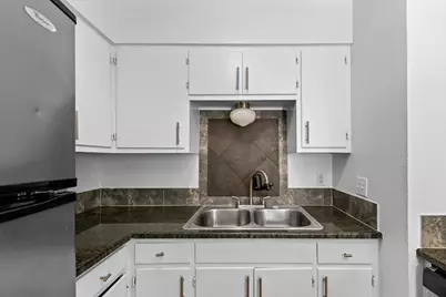 1405 Hartford Road #106, Austin, TX 78703 - Photo 12