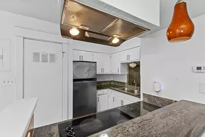 1405 Hartford Road #106, Austin, TX 78703 - Photo 10