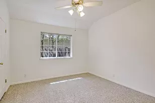 10817 Redmond Rd, Austin, TX 78739 - Photo 14
