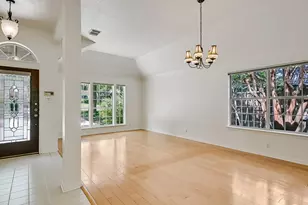 10817 Redmond Rd, Austin, TX 78739 - Photo 2
