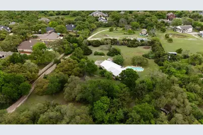 15 Wildflower Trail, Round Rock, TX 78664 - Photo 8