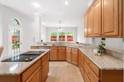 11560 Cedarcliffe Drive, Austin, TX 78750 - Photo 10