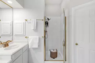 11560 Cedarcliffe Dr, Austin, TX 78750 - Photo 20