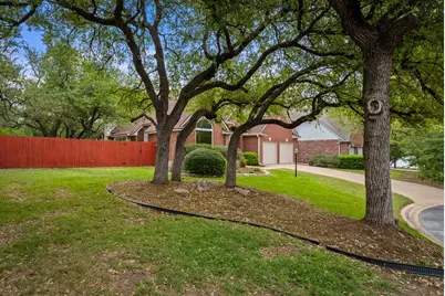 11560 Cedarcliffe Drive, Austin, TX 78750 - Photo 4