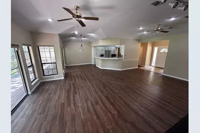 813 River Oaks Drive, Huntsville, TX 77340 - Photo 30
