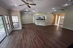 813 River Oaks Dr, Huntsville, TX 77340 - Photo 30