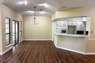 813 River Oaks Dr, Huntsville, TX 77340 - Photo 6