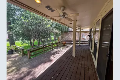 813 River Oaks Drive, Huntsville, TX 77340 - Photo 34