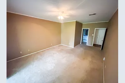 813 River Oaks Drive, Huntsville, TX 77340 - Photo 8