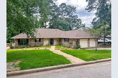 813 River Oaks Drive, Huntsville, TX 77340 - Photo 2