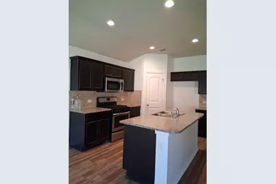 11105 Dawes Place, Austin, TX 78754 - Photo 8