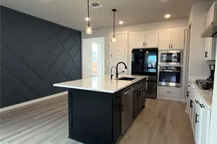 109 High Valey Dr, Liberty Hill, TX 78642 - Photo 10