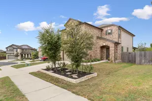 209 Bougainvillea Loop, Georgetown, TX 78626 - Photo 2