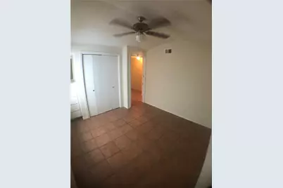 2610 Salado Street #210, Austin, TX 78705 - Photo 12