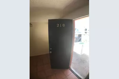 2610 Salado Street #210, Austin, TX 78705 - Photo 2