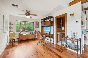 1002 Jousting Pl, Austin, TX 78746 - Photo 12