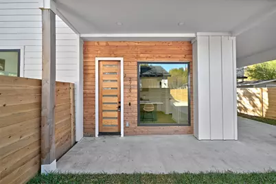 2717 Lyons Road #2, Austin, TX 78702 - Photo 2