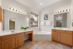 5721 Trelawney Ln, Austin, TX 78739 - Photo 18
