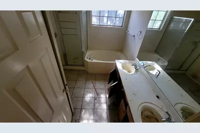 412 Tamara Drive, Georgetown, TX 78628 - Photo 22