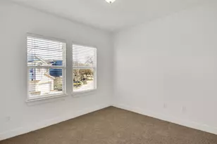 2308 Montague St, Austin, TX 78741 - Photo 24