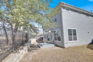 2308 Montague St, Austin, TX 78741 - Photo 32