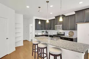 2308 Montague St, Austin, TX 78741 - Photo 10