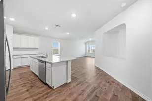 4911 Theralite Trl, San Antonio, TX 78253 - Photo 10