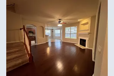 9325 Bavaria Lane, Austin, TX 78749 - Photo 6